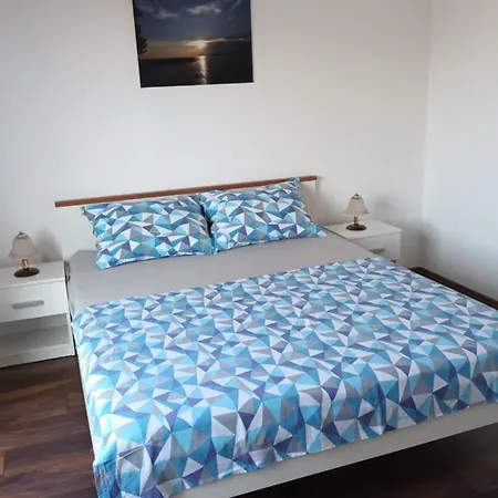Karlo Apartment